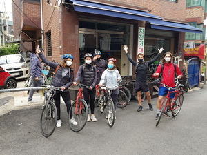 Let'go on a bicycle trip.