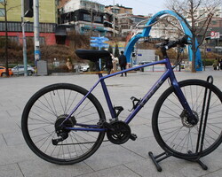 TREK 3